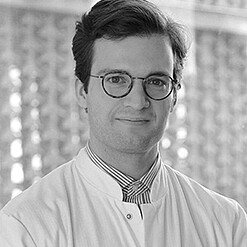 Dr. med. Robert Mertens