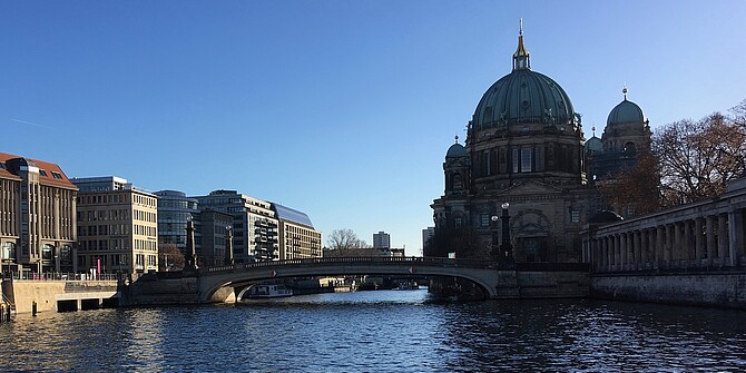 BIH Quest Center und Berliner Dom