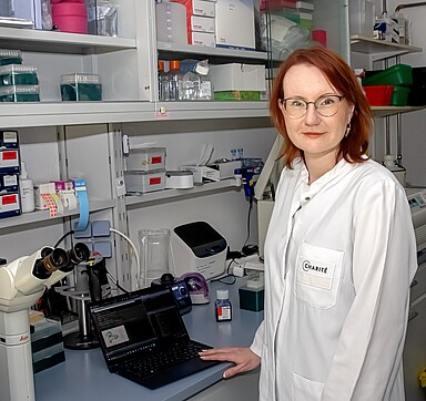 Dr. Jana Ihlow im Labor