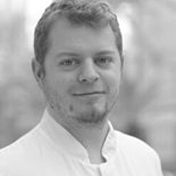 Dr. med. Uwe Primessnig, PhD