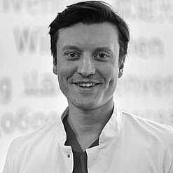 Dr. Dr. med. univ. Anton Früh, M.Sc.